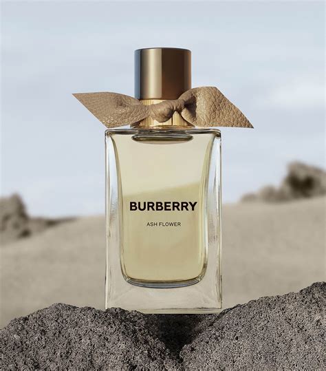 burberry ash flower perfume.